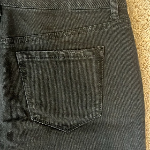 NWT Style & co 10P black denim mid rise skirt. Button front front & back pockets - Picture 8 of 12